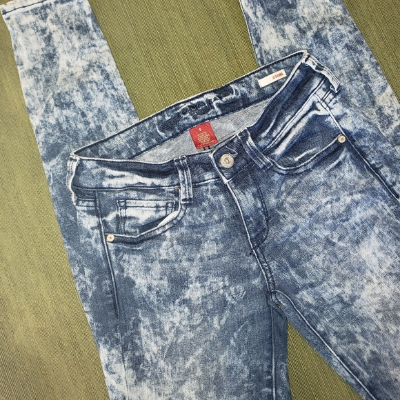 Arizona Jeans - Picture 2 of 3